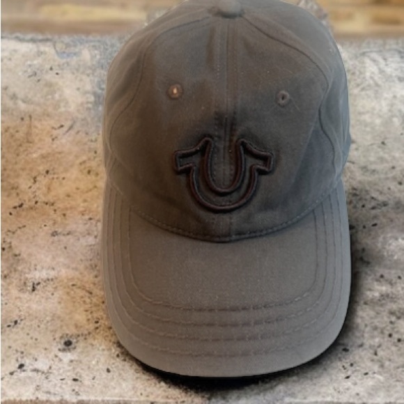 TRUE RELIGION HORSESHOE LOGO BASEBALL CAP HAT Gray MENS ONE SIZE ADJUSTABLE - Picture 1 of 7
